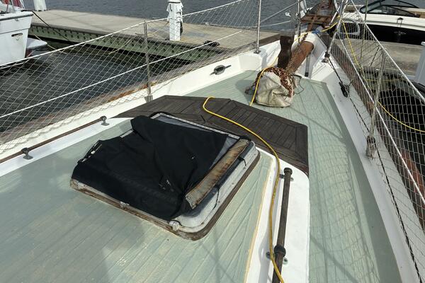 1983 Vagabond 42 Ketch