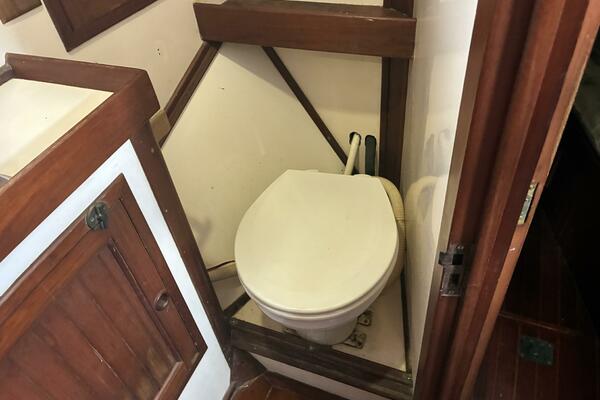 1983 Vagabond 42 Ketch