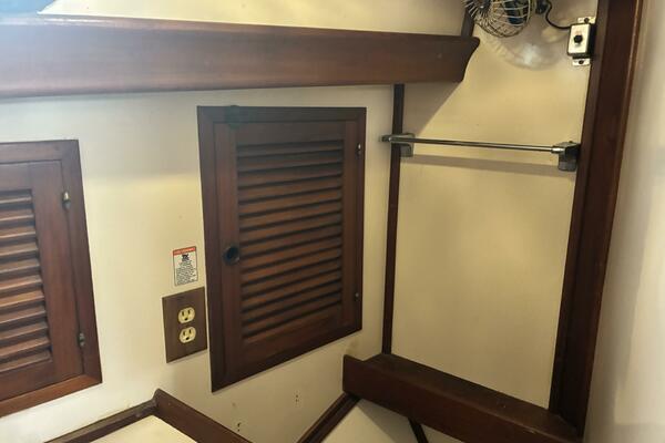 1983 Vagabond 42 Ketch