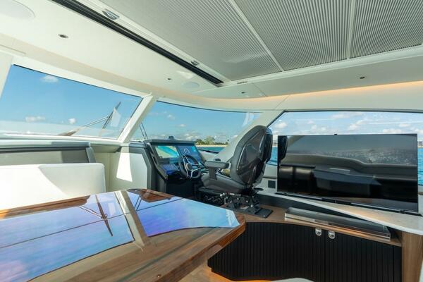 ECLIPSE 505 Shadow 003 50ft ECLIPSE Yacht For Sale