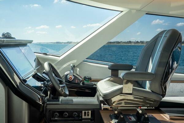 ECLIPSE 505 Shadow 003 50ft ECLIPSE Yacht For Sale