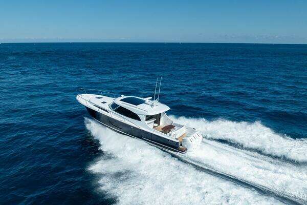 ECLIPSE 505 Shadow Yacht For Sale