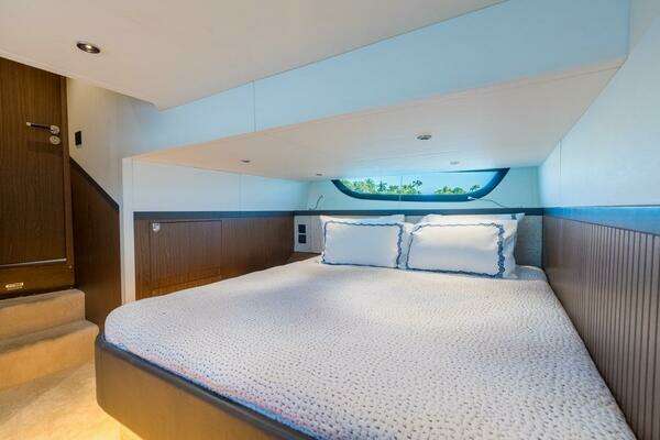 ECLIPSE 505 Shadow Yacht For Sale