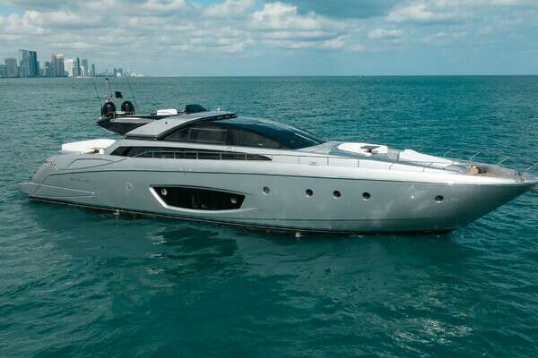 86-ft-Riva-2014-86 Domino-PUROSANGUE Hollywood Florida United States  yacht for sale