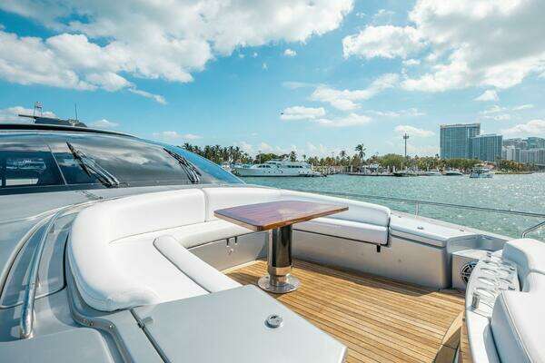 2014 Riva 86