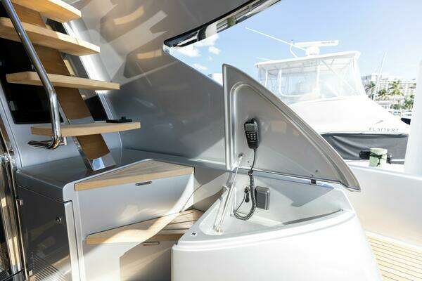 2014 Riva 86