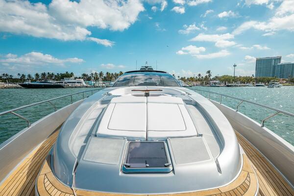 PUROSANGUE 86ft Riva Yacht For Sale
