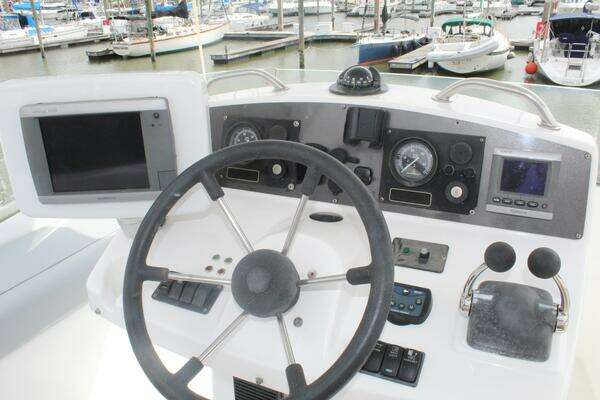 Lagoon 43 Power Cat Yacht For Sale