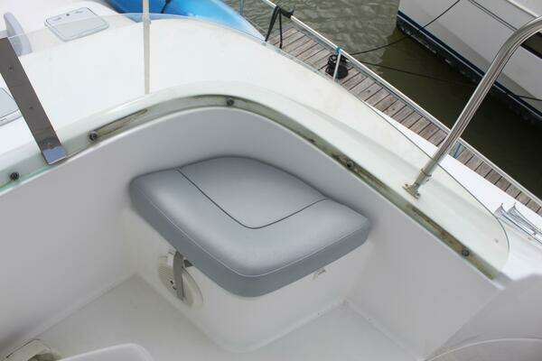 Lagoon 43 Power Cat Yacht For Sale