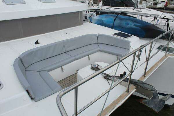 Lagoon 43 Power Cat Yacht For Sale