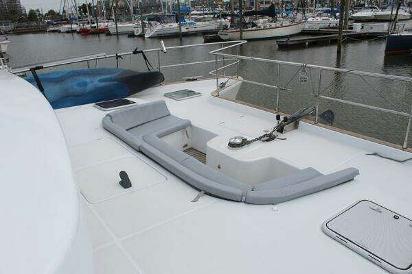 Lagoon 43 Power Cat Yacht For Sale