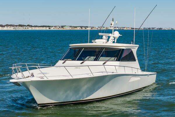 2010 Viking 52