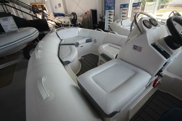 Boat Show Special Pricing 14ft Zodiac Yacht For Sale