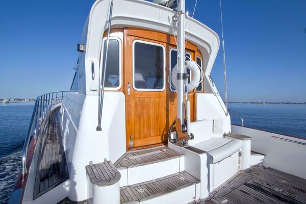 Vivace 45ft Linssen Yacht For Sale