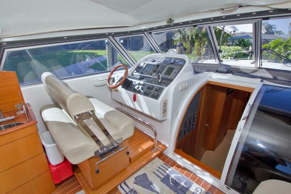 Vivace 45ft Linssen Yacht For Sale
