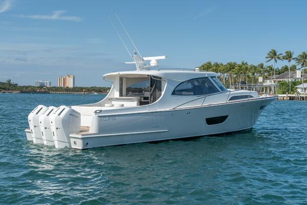 ECLIPSE 505 Shadow Demo 50ft ECLIPSE Yacht For Sale