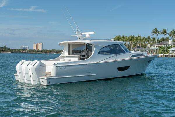 ECLIPSE 505 Shadow Yacht For Sale