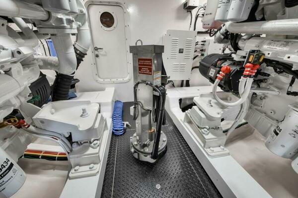 Viking 72 Skybridge - Chelsea -Engine Room