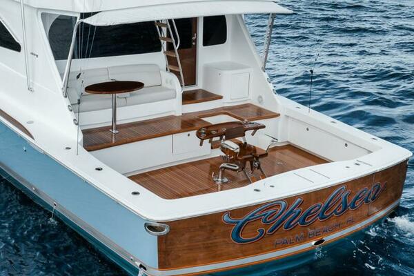 Viking 72 Skybridge - Chelsea -Cockpit