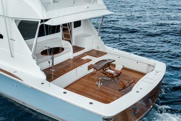 Viking 72 Skybridge - Chelsea -Cockpit