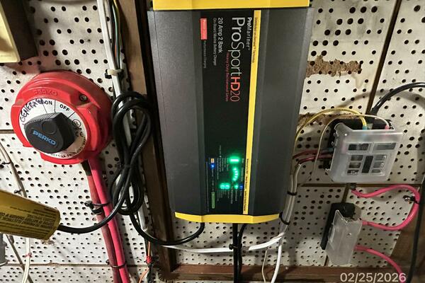 42' Jefferson battery charger1