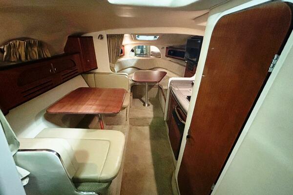 28ft Sea Ray Yacht For Sale