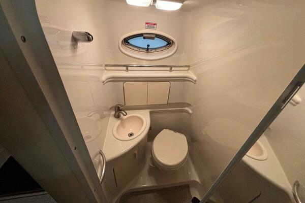 28ft Sea Ray Yacht For Sale