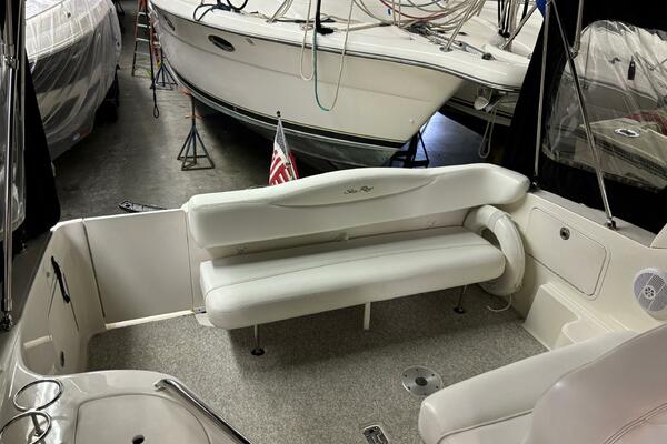28ft Sea Ray Yacht For Sale