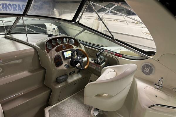 28ft Sea Ray Yacht For Sale