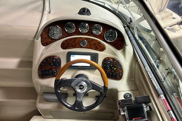 28ft Sea Ray Yacht For Sale