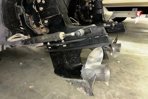 28ft Sea Ray Yacht For Sale