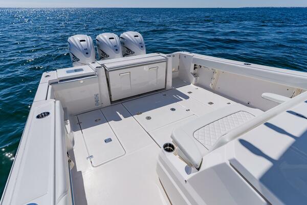 Blue Skies 40ft Pursuit Yacht For Sale