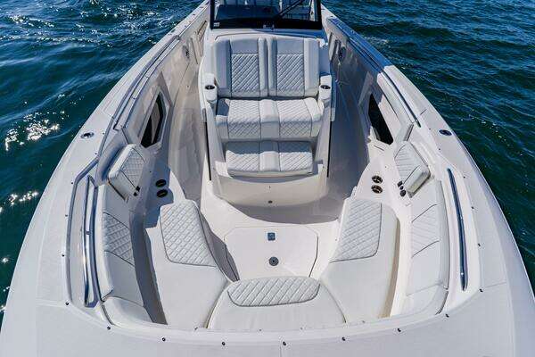 Pursuit S 378 Sport Yacht For Sale