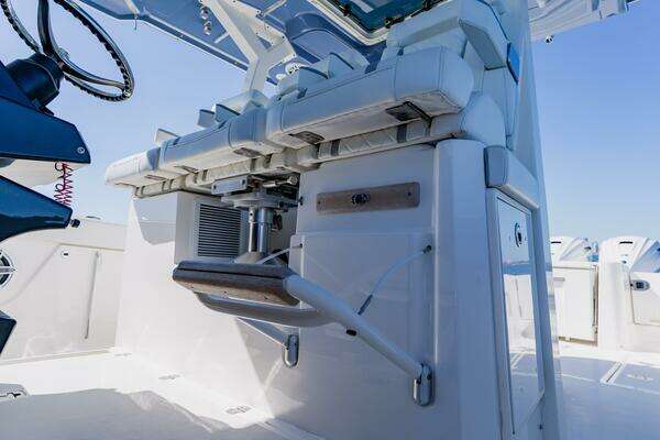 Pursuit S 378 Sport Yacht For Sale