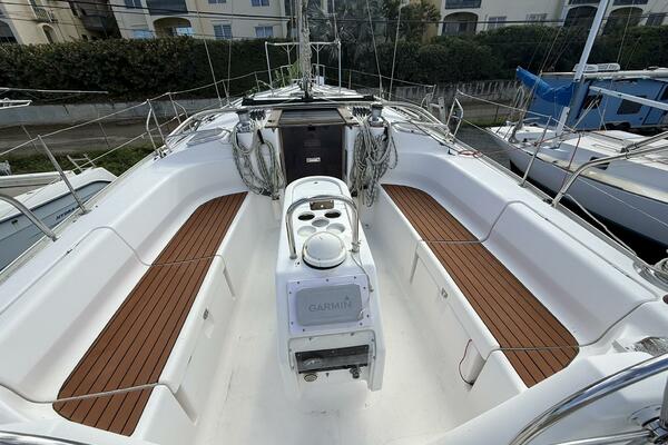 Marissa 43ft Dufour Yacht For Sale
