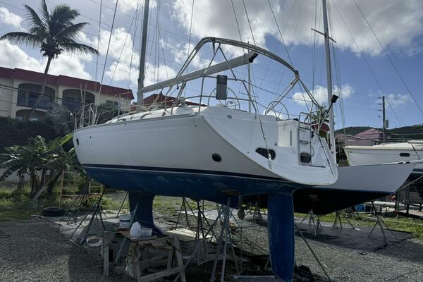 Marissa 43ft Dufour Yacht For Sale