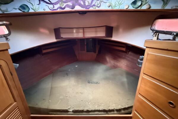 Mocko Jumbie 37ft Lord Nelson Yacht For Sale