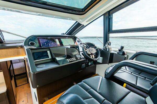 Sunseeker Predator 60 EVO Yacht For Sale