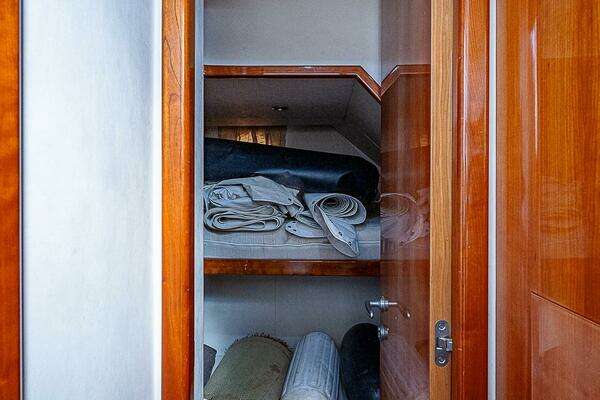 Aicon 64 Yacht For Sale