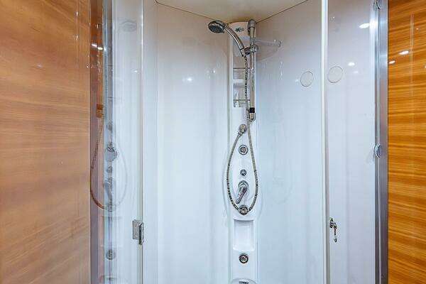 Aicon 64 Yacht For Sale