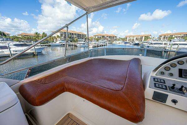 Aicon 64 Yacht For Sale