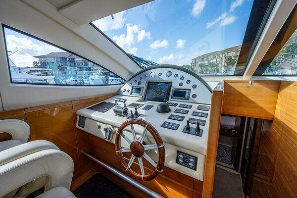 Aicon 64 Yacht For Sale