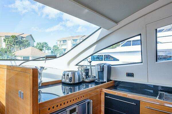 Aicon 64 Yacht For Sale
