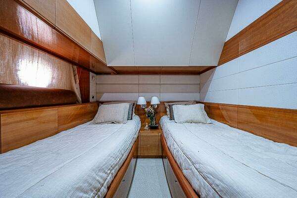 Aicon 64 Yacht For Sale