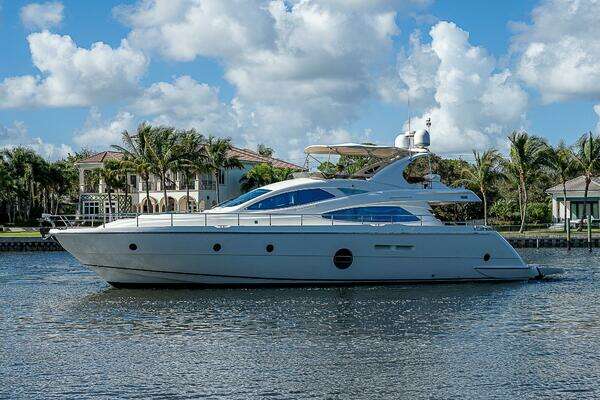 Aicon 64 Yacht For Sale