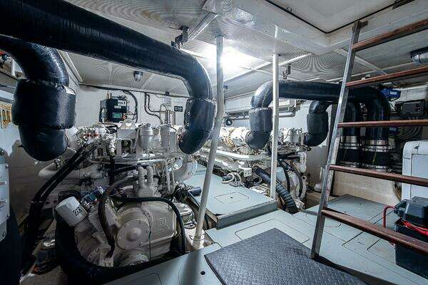 Aicon 64 Yacht For Sale