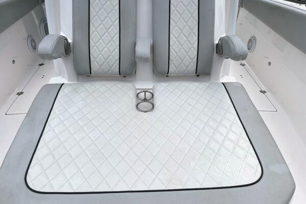 32ft Sea Fox Yacht For Sale