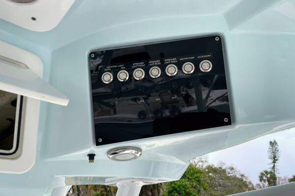 32ft Sea Fox Yacht For Sale