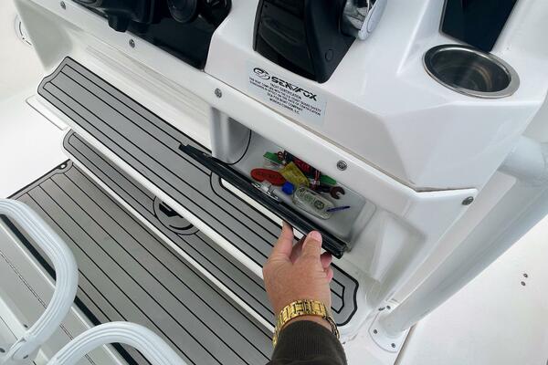 32ft Sea Fox Yacht For Sale