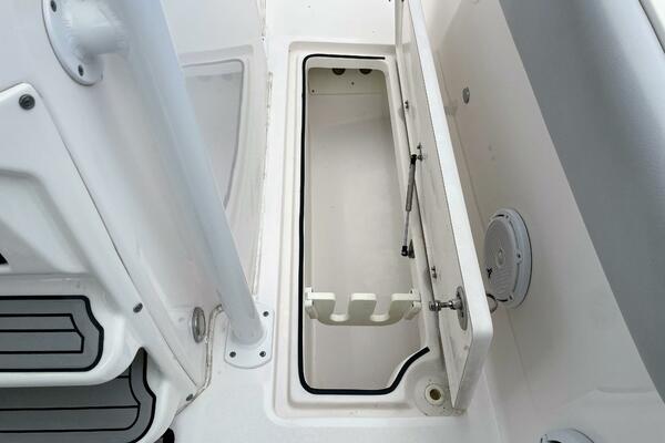 32ft Sea Fox Yacht For Sale